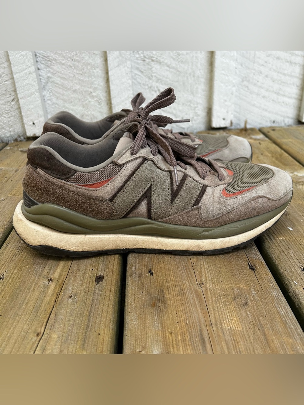New Balance Men’s Beige 10.5